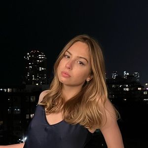 Meet your Posher, Valeriia